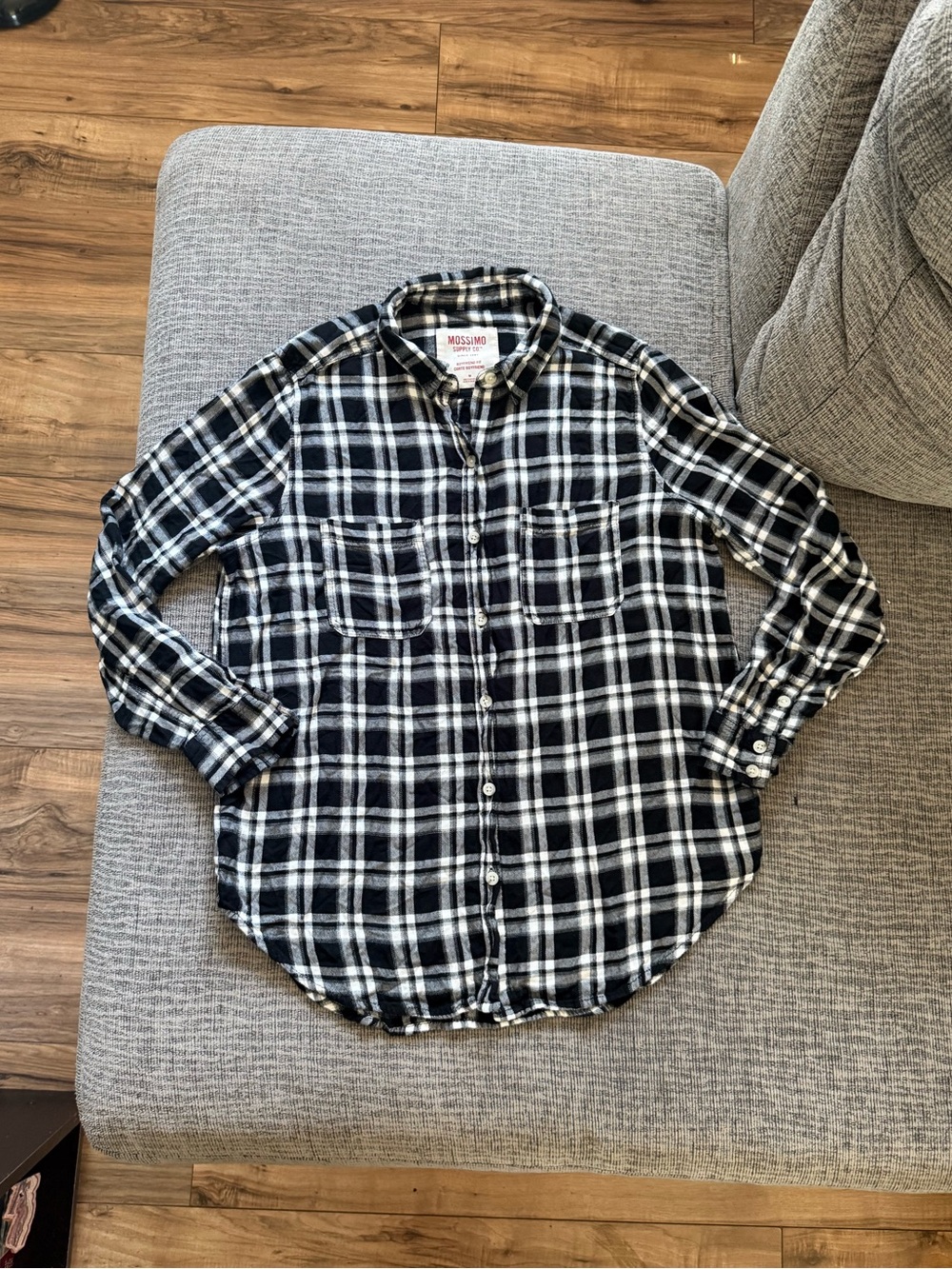 Black and White Plaid Boyfriend Fit Button Up Shirt by Mossimo Size M